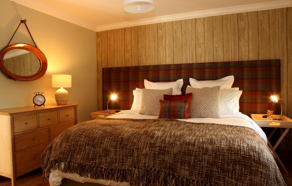 Вилла Hawkswood House And The Roundel Peat Inn Номер фото